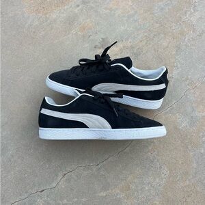 Puma suedes